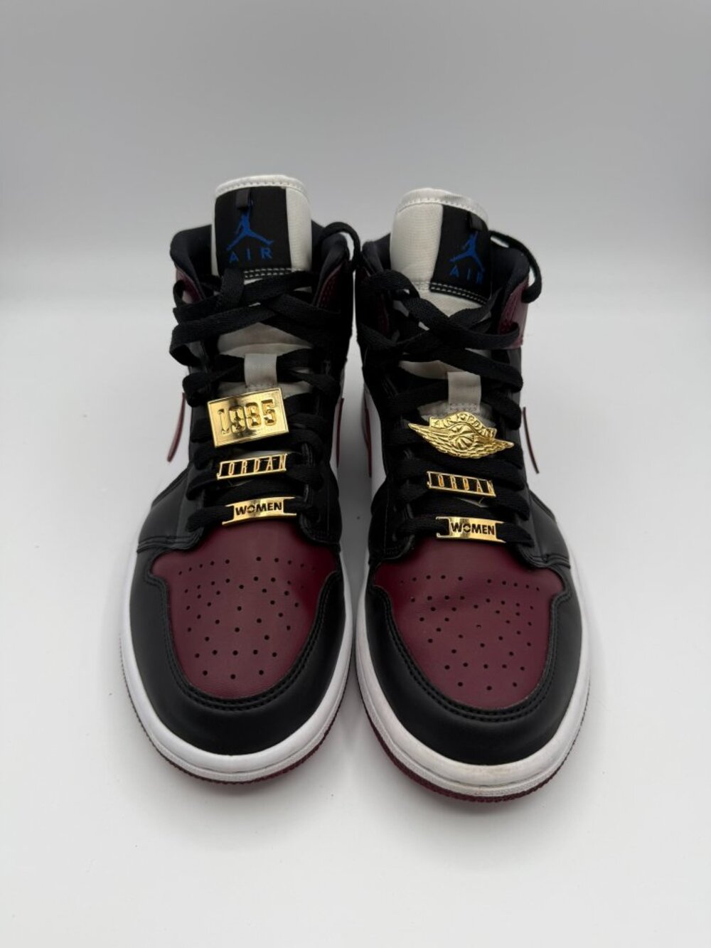 Jordan 1 Mid SE "Black/Dark Beetroot" Sneakers CZ4385-016 Size US W8.5 M7